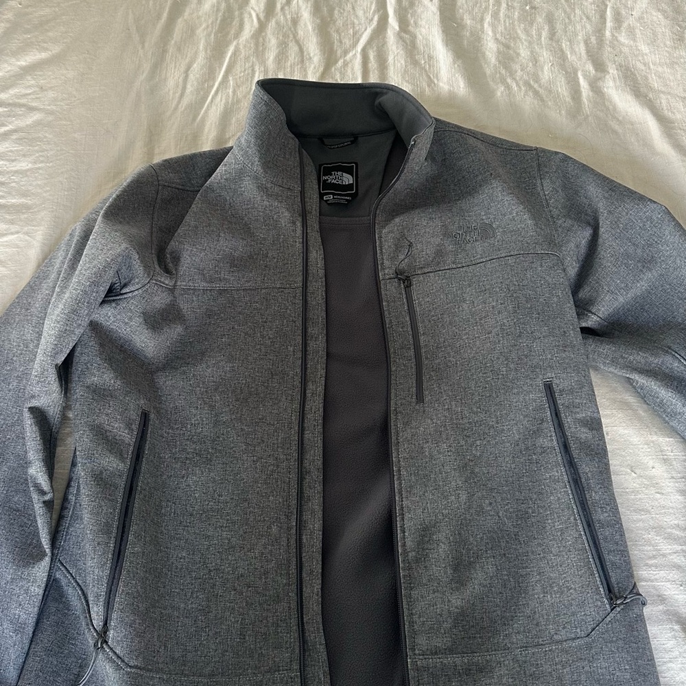Men's Gray Jacket